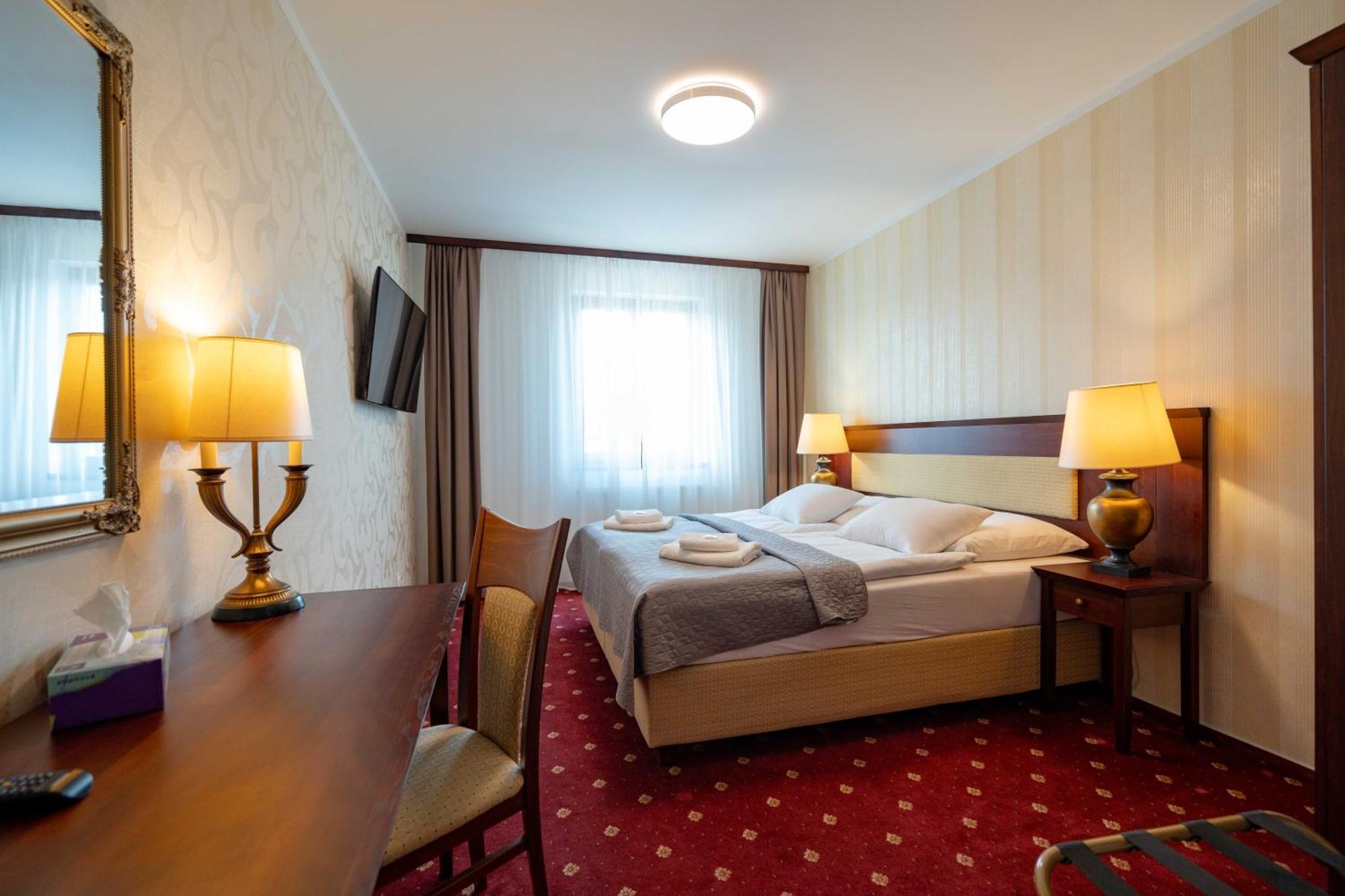 Hotel Volf Přeštice Eksteriør billede